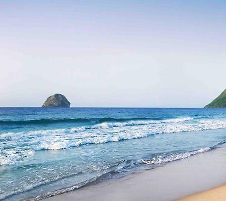 Le Marin - Bungalow Classe 3 Etoiles Tb Equipe & Confortable - Escapade En Couple - Paisible & En Toute Discretion - Wi-Fi - Climatisation - Calme & Serenite - Plages Du Sud, Centre De Carenage & Marina Du Marin Proche En Voiture - Acheminement Sur D Bagian luar foto