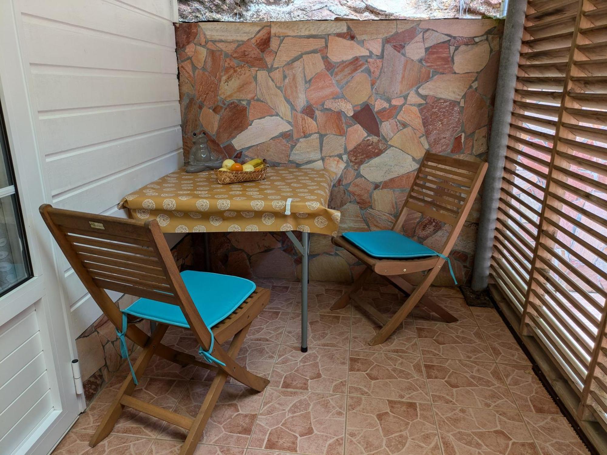 Le Marin - Bungalow Classe 3 Etoiles Tb Equipe & Confortable - Escapade En Couple - Paisible & En Toute Discretion - Wi-Fi - Climatisation - Calme & Serenite - Plages Du Sud, Centre De Carenage & Marina Du Marin Proche En Voiture - Acheminement Sur D Bagian luar foto