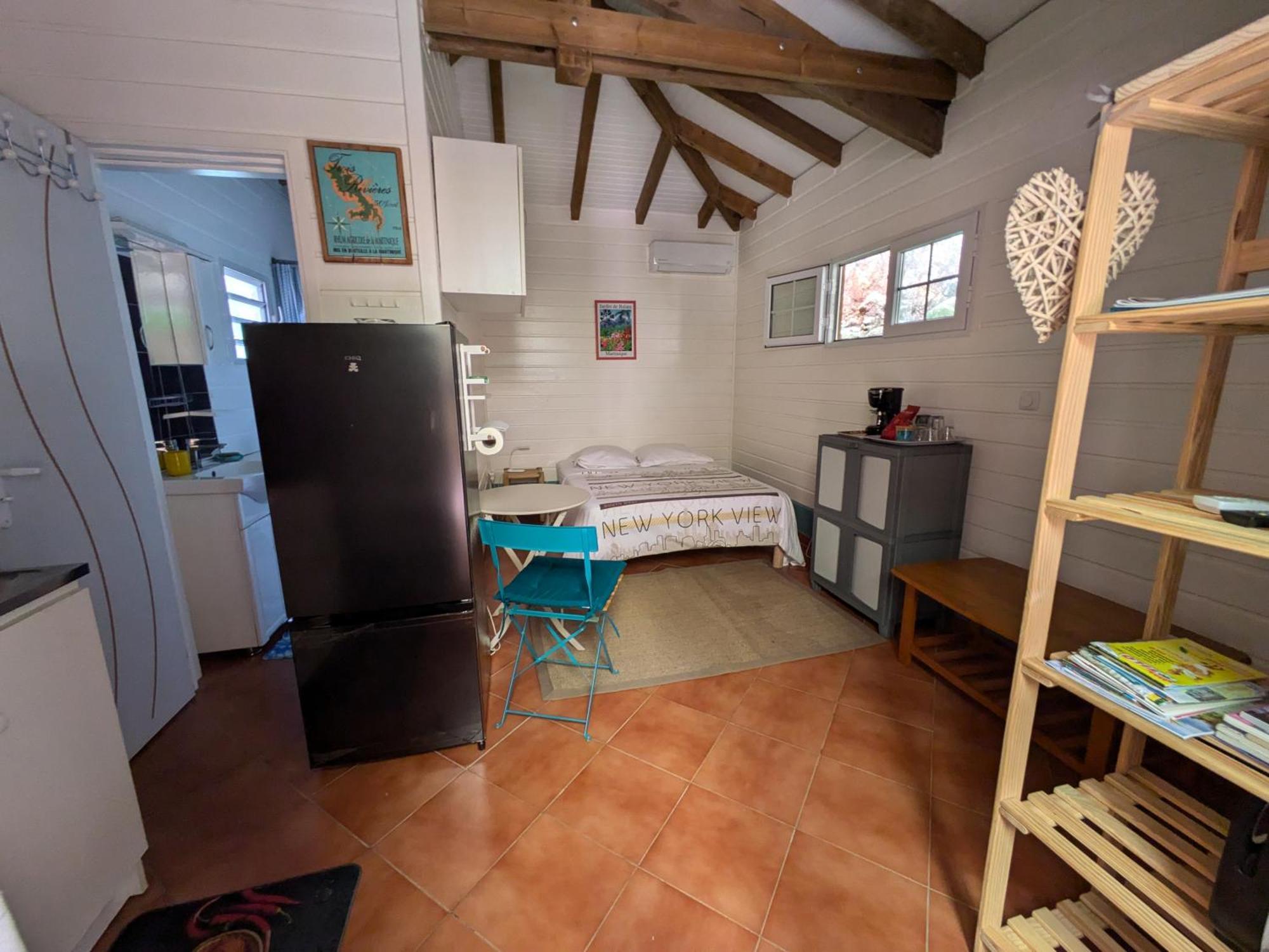 Le Marin - Bungalow Classe 3 Etoiles Tb Equipe & Confortable - Escapade En Couple - Paisible & En Toute Discretion - Wi-Fi - Climatisation - Calme & Serenite - Plages Du Sud, Centre De Carenage & Marina Du Marin Proche En Voiture - Acheminement Sur D Bagian luar foto