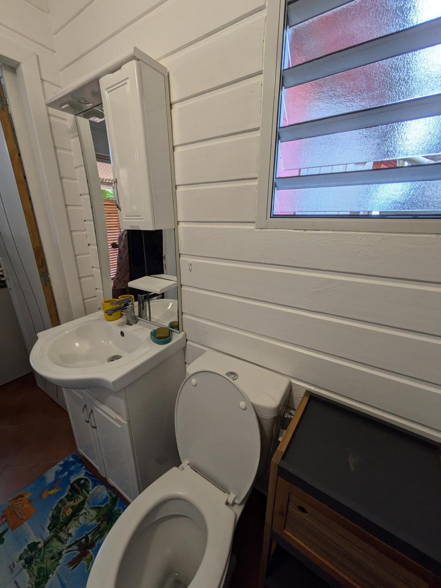 Le Marin - Bungalow Classe 3 Etoiles Tb Equipe & Confortable - Escapade En Couple - Paisible & En Toute Discretion - Wi-Fi - Climatisation - Calme & Serenite - Plages Du Sud, Centre De Carenage & Marina Du Marin Proche En Voiture - Acheminement Sur D Bagian luar foto